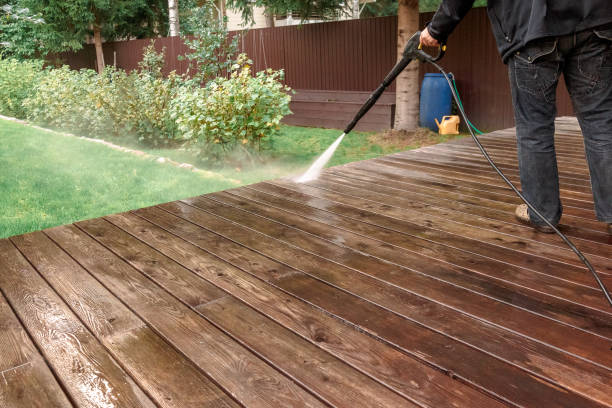 Best Driveway Pressure Washing  in Silver Springs Shores, FL